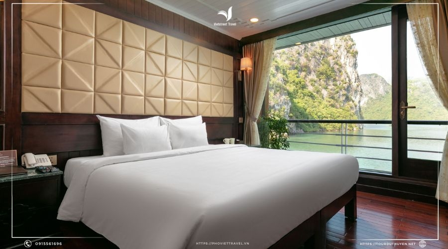 FAMILY SENIOR SUITE BALCONY