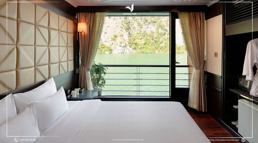 SENIOR SUITE BALCONY