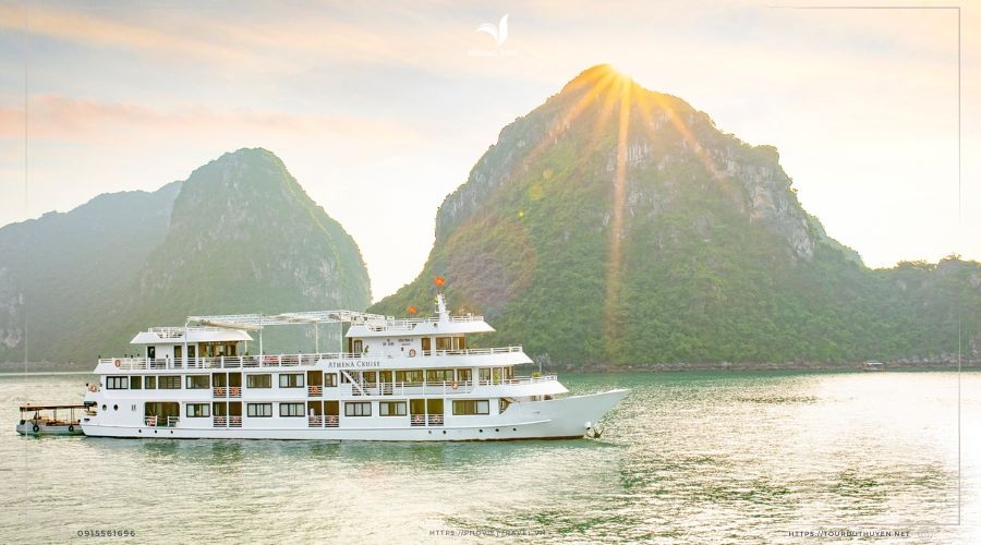 Du thuyền 5 sao Athena Royal Cruise -1