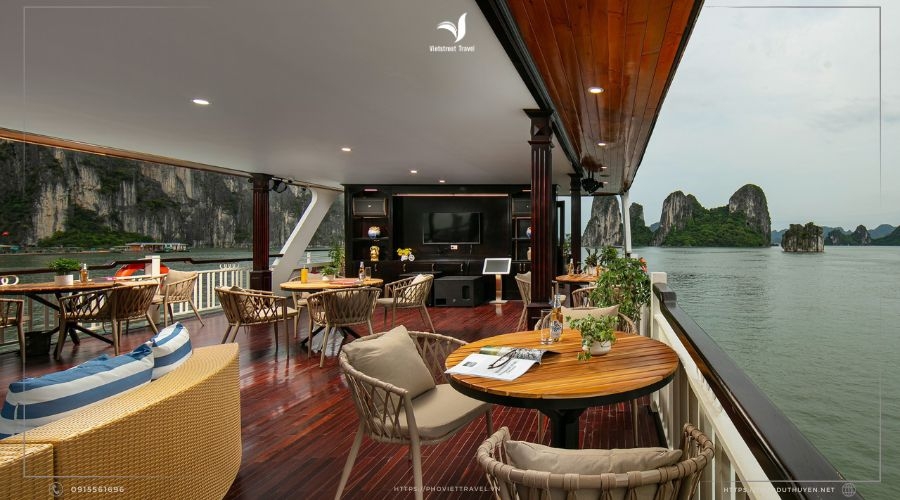 Du thuyền 5 sao Laregina Day-3