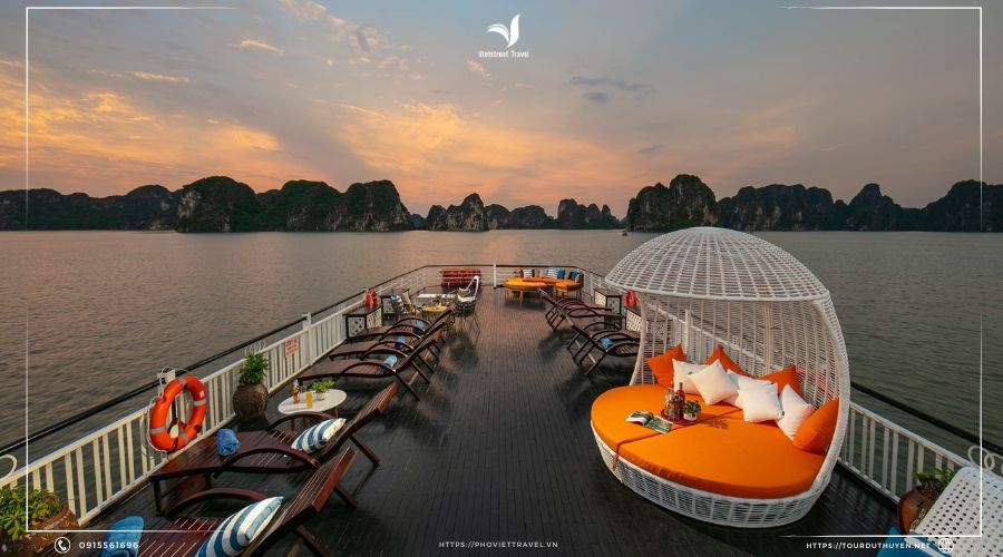 Du thuyền 5 sao Laregina Day-2