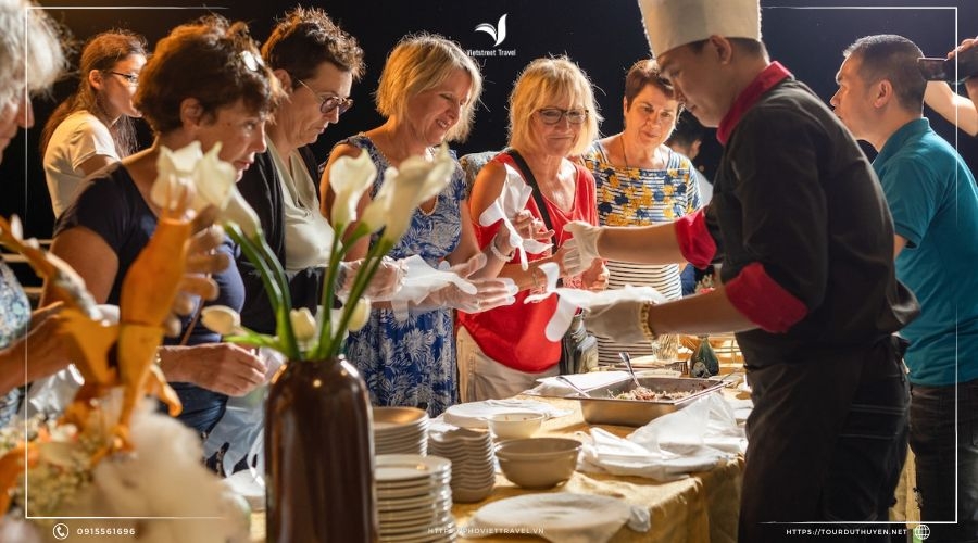 Du thuyền Swan Cruises-2